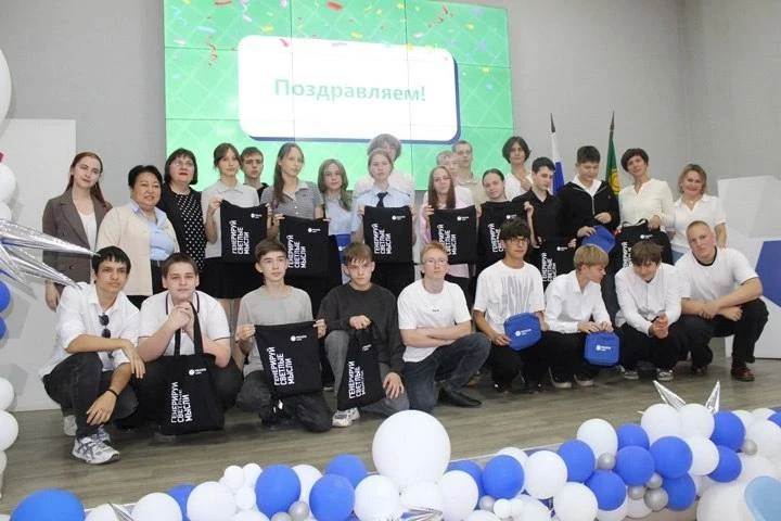 В Черногорске открыли Энергокласс — первокурсникам вручили подарки от «Хакасэнерго» ⚡️