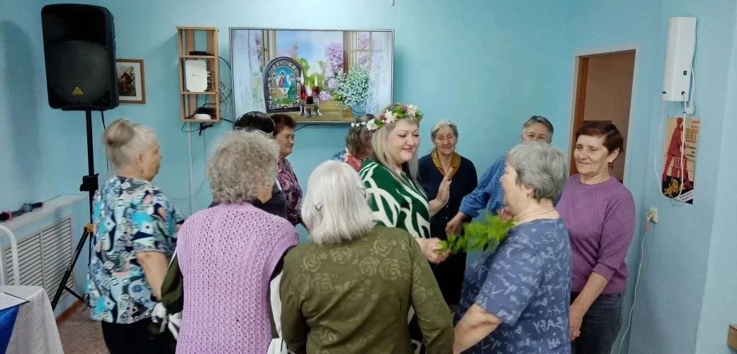 На следующий день после Троицы православные отмечают День Святого Духа.  С Духовым днём...