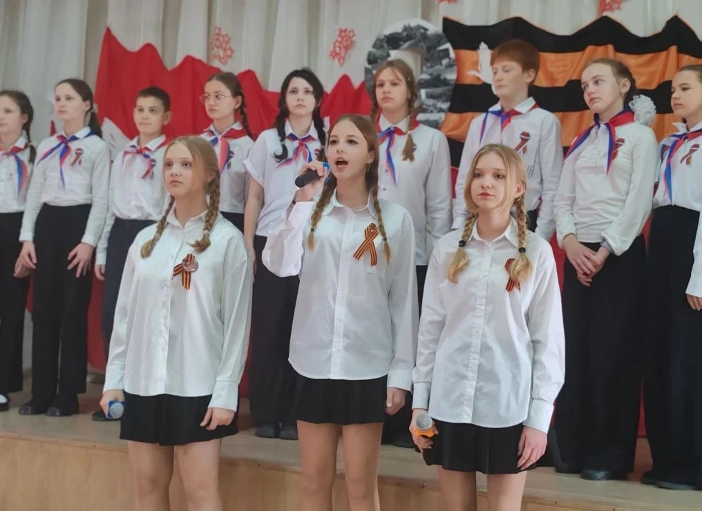 🎶 В нашей школе прошёл концерт, посвящённый 81-й годовщине Великой Победы — он тронул до глубины душ