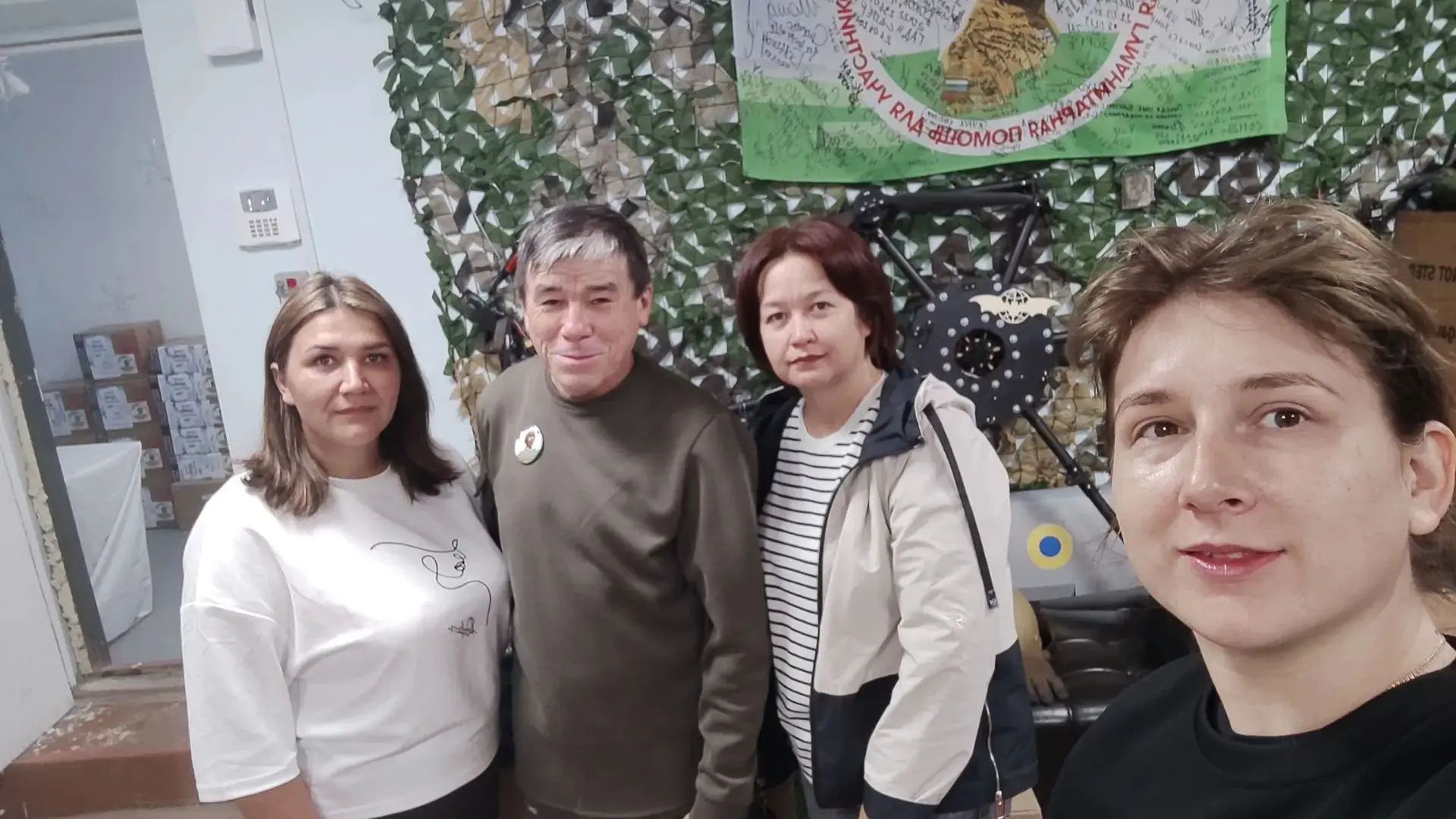 Встретились, пообщались, обнялись, обменялись положительной энергией и зарядились на да...