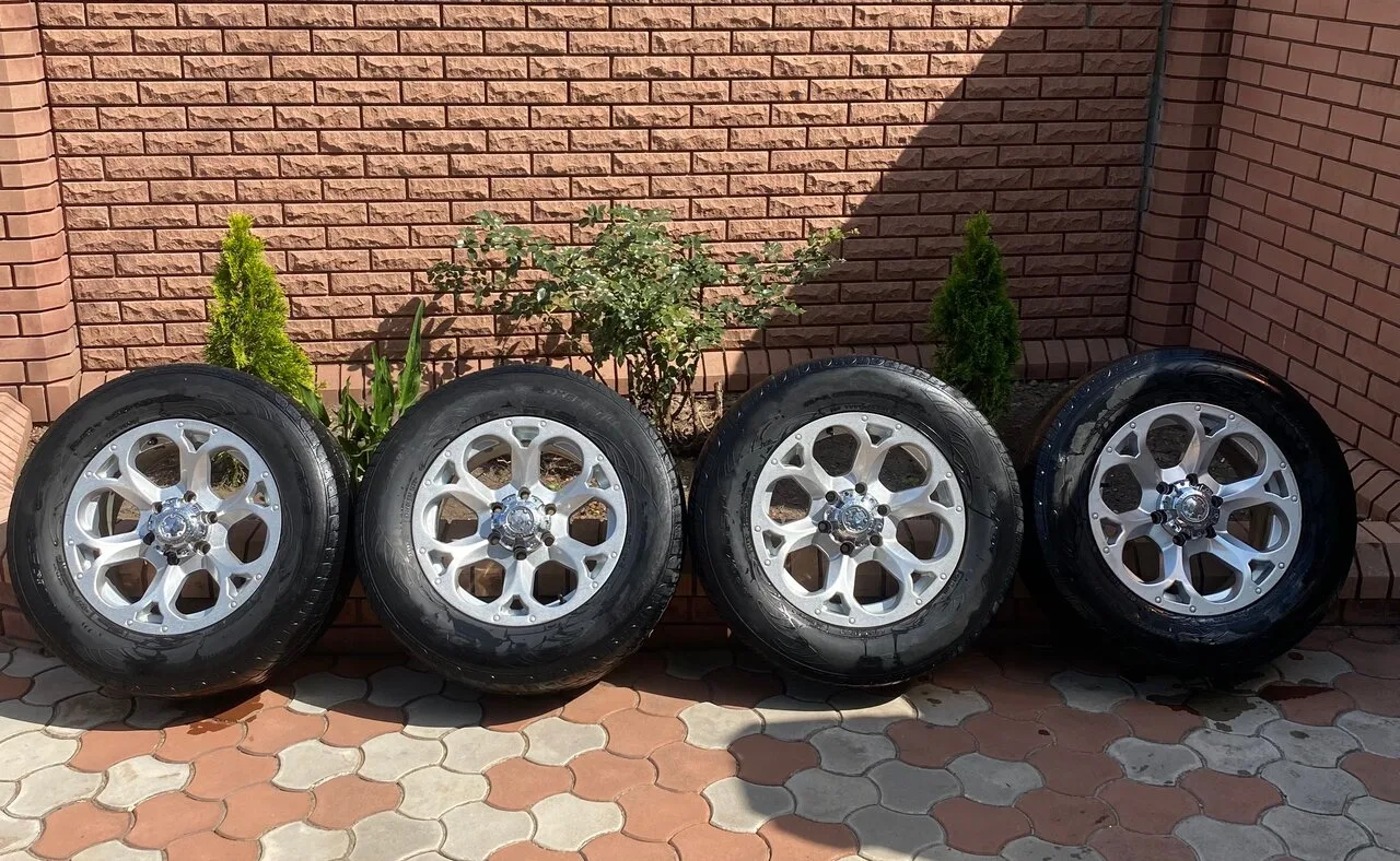 Продам диски Toyota Prado R17 6/139.7