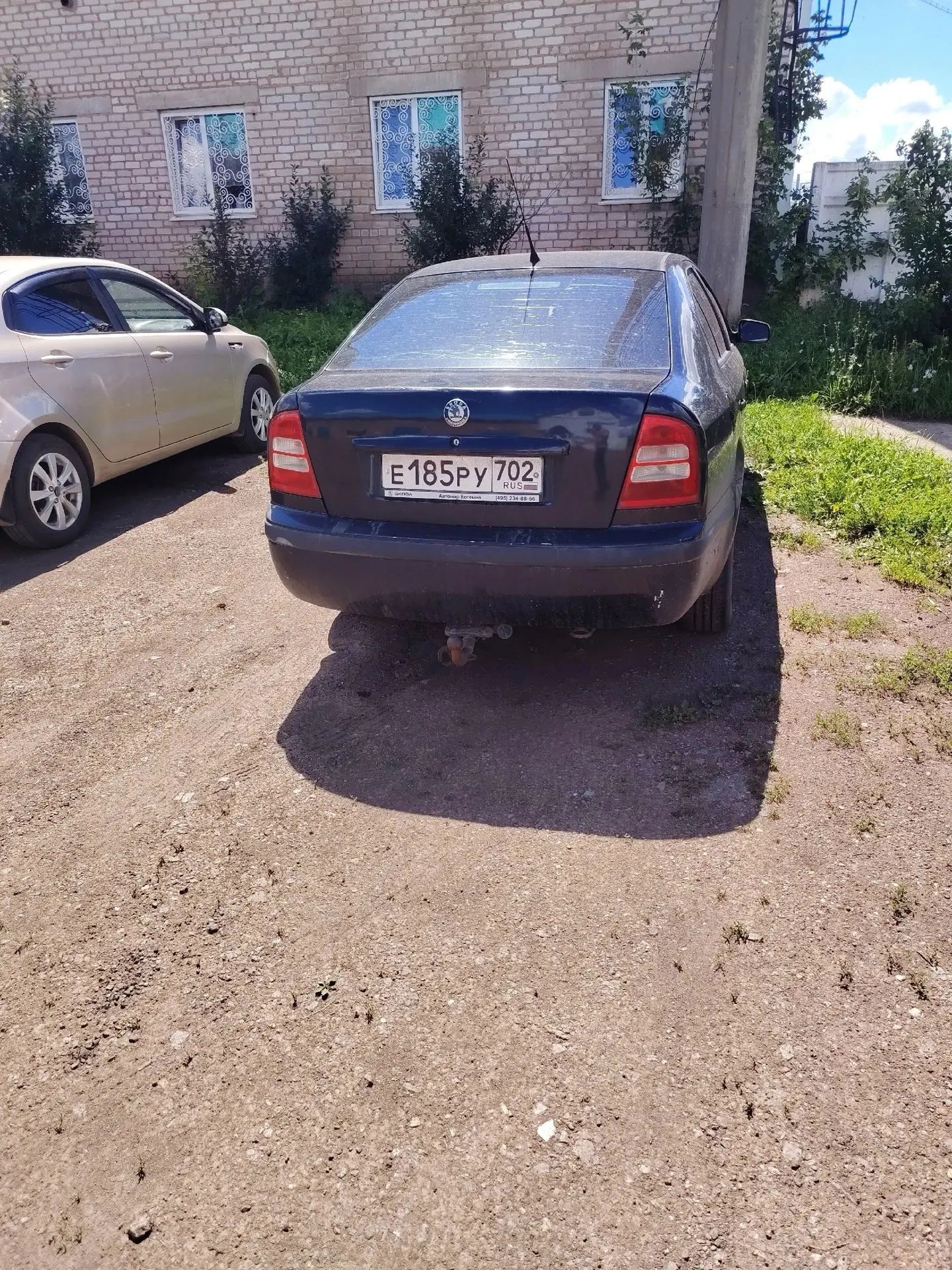 Админ выложи пожалуйста Продаётся отличный авто, полностью на ходу, есть запрет на рег ...