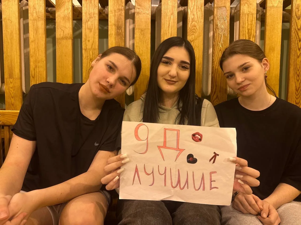 🎄🏐 Новогодний волейбольный переполох в школе! 🏐🎄  На этой неделе нашу школу охватил настоящий нового
