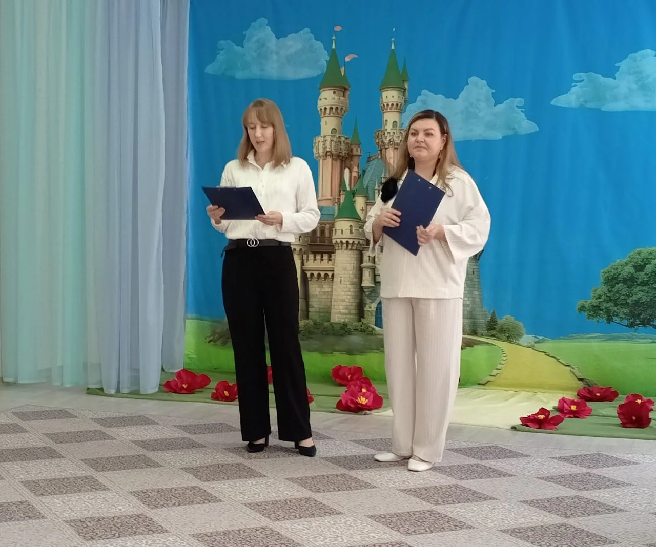 Выпускной — особенный, волнующий и радостный день. Этот день стал по-настоящему незабыв...