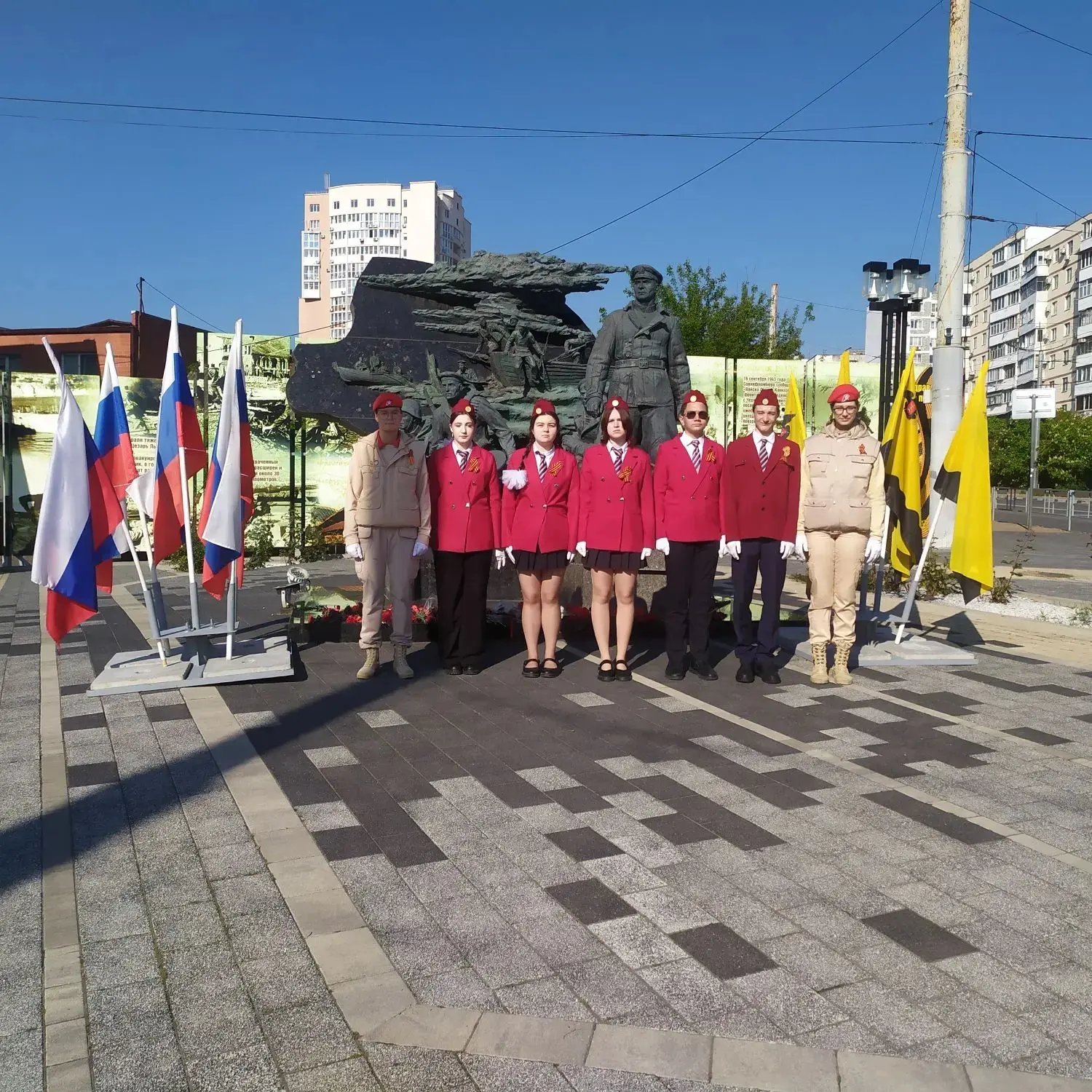 В рамках празднования Дня Победы по всей России проходят торжественные мероприятия, и почетную «Вахт