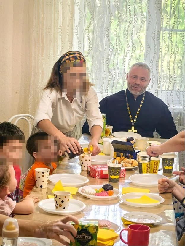 ЯРКИЕ МОМЕНТЫ КЦ
Семейные ценности в сердце каждого: слова мудрости от отца Бориса.
В преддверии Дня