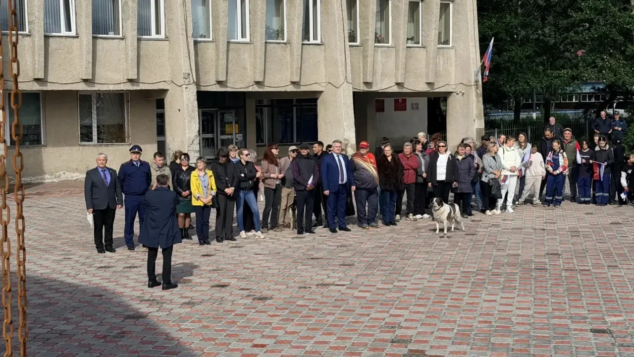 🇷🇺 В Палане отметили День Государственного флага России! 🇷🇺