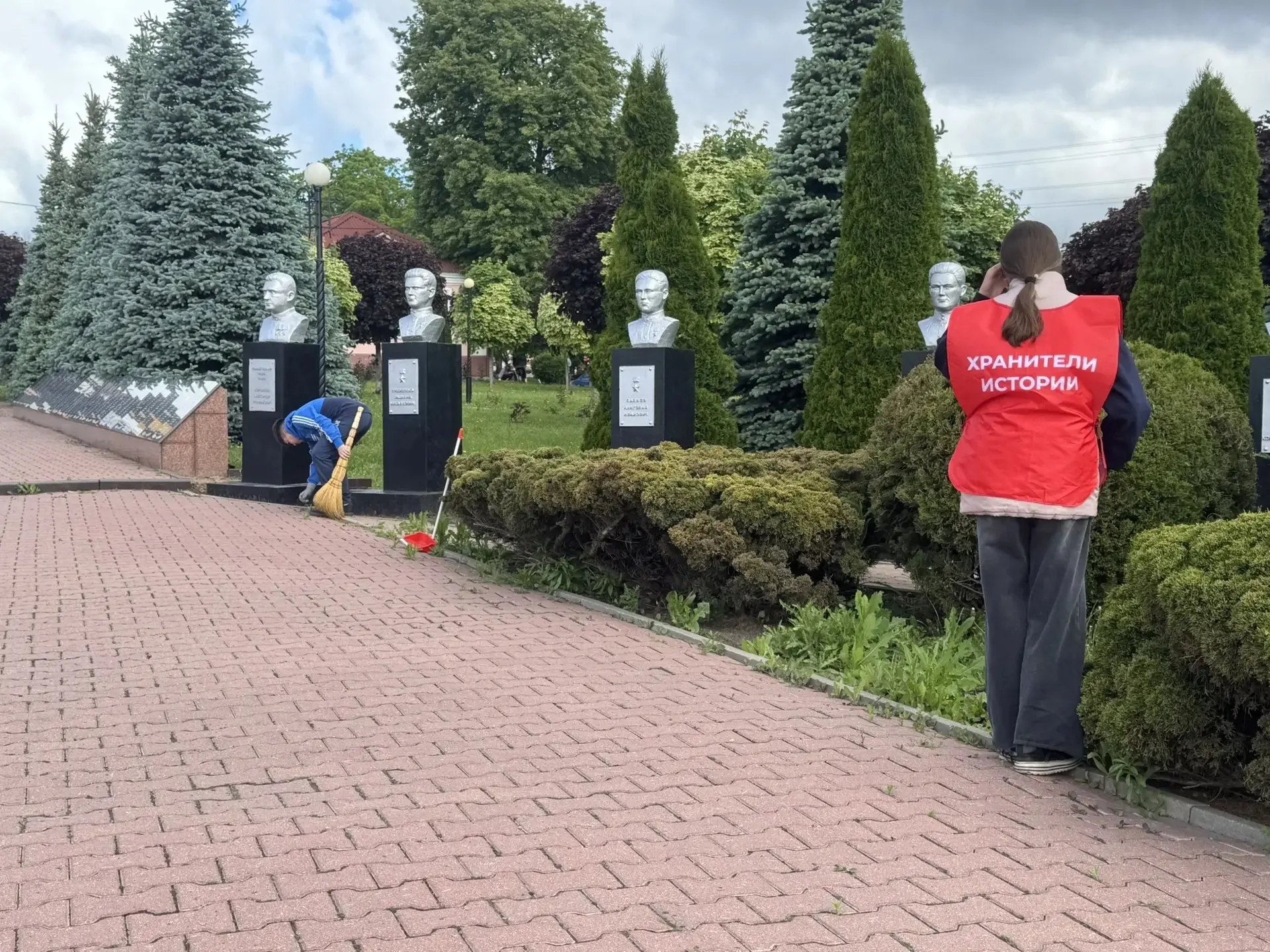 В рамках реализации мероприятий по патриотическому воспитанию детей и молодёжи на терри...