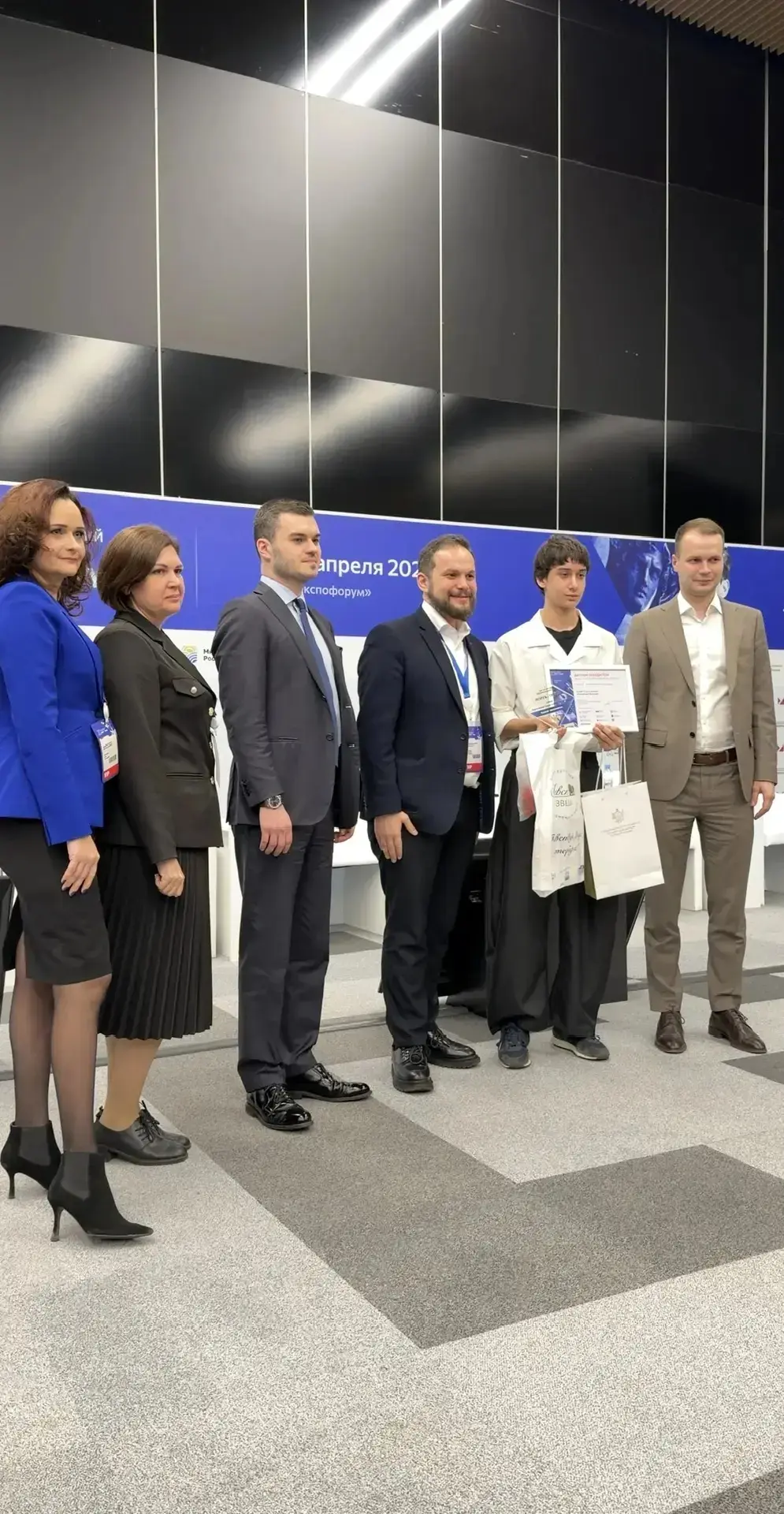 Доброе утро, земляки!  На Международном форуме труда в Санкт-Петербурге наш земляк, юный предпринима