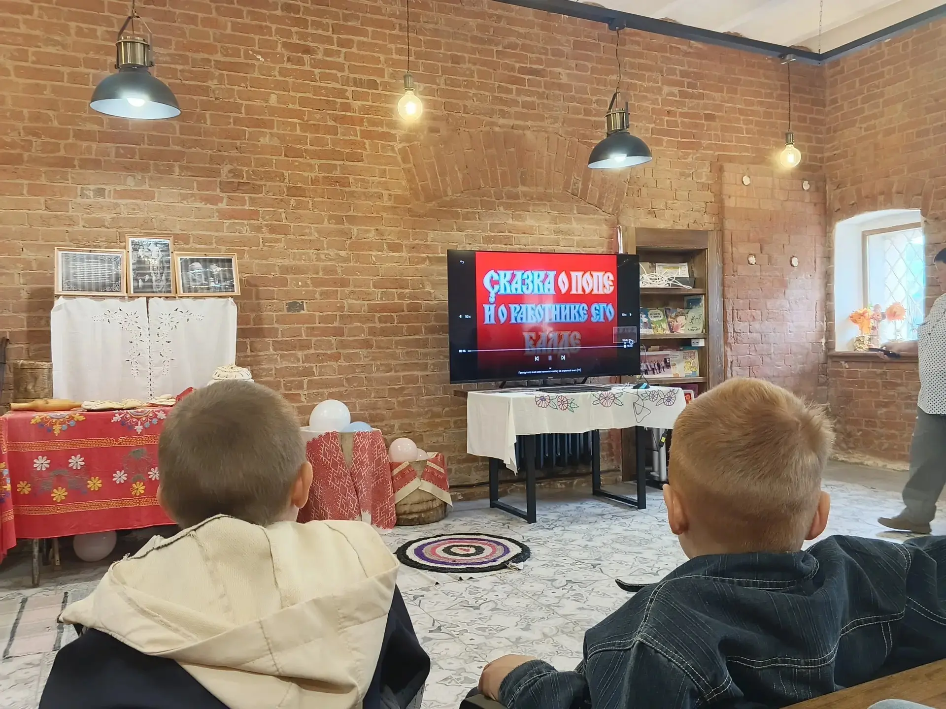 📖✨ Сегодня в нашем лагере было особенно торжественно и познавательно! 🇷🇺