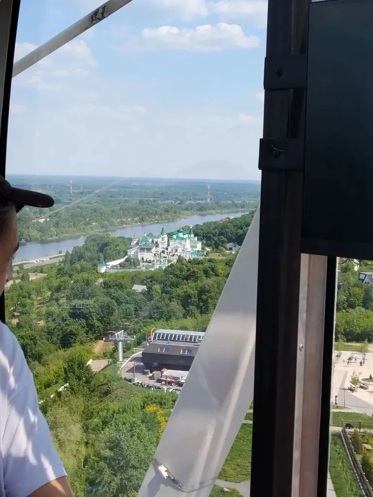 Какой чудесный день!   📍20 мая учебная группа 1 дЭБ, вместе с куратором доцентом кафедры Поповым А. 