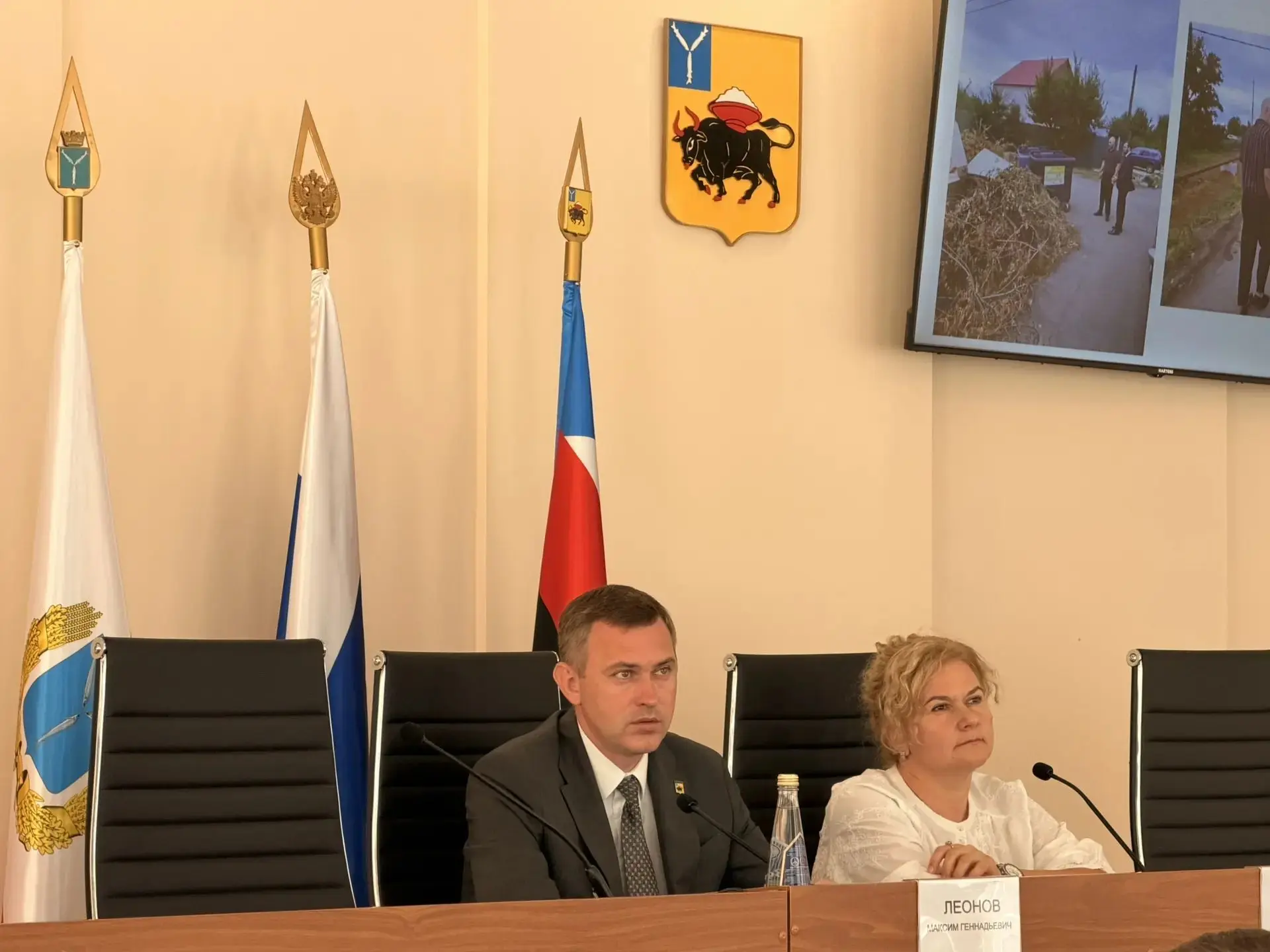 На еженедельном штабе по благоустройству рассмотрели наиболее острые вопросы содержания городских те