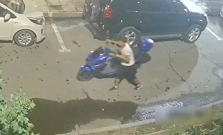 В Анапе 23-летний местный житель решил прокатиться на чужом мопеде — и теперь разбирает...