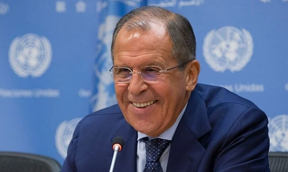 ❗️Может и неплохо, чтобы Украина вступила в Евросоюз – ЕС тогда просто развалится — Лавров