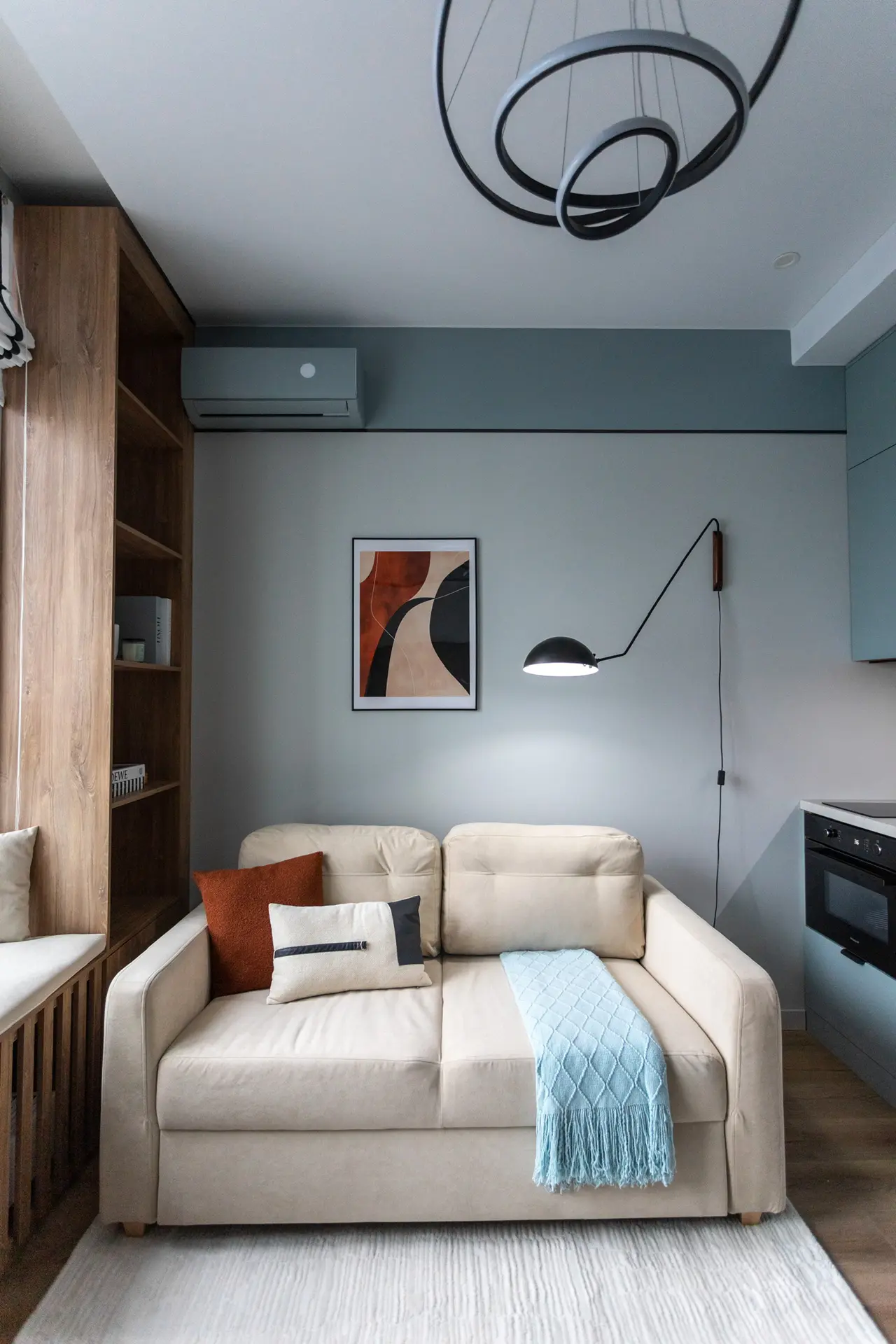 Подготовили к аренде крошку студию - 17 м2 в ЖК “Nice loft”. Отделка была от застройщика