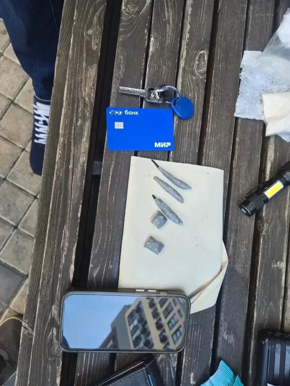 🚨В Новой Москве полицейские задержали мужчину с 26 свертками синтетических наркотиков