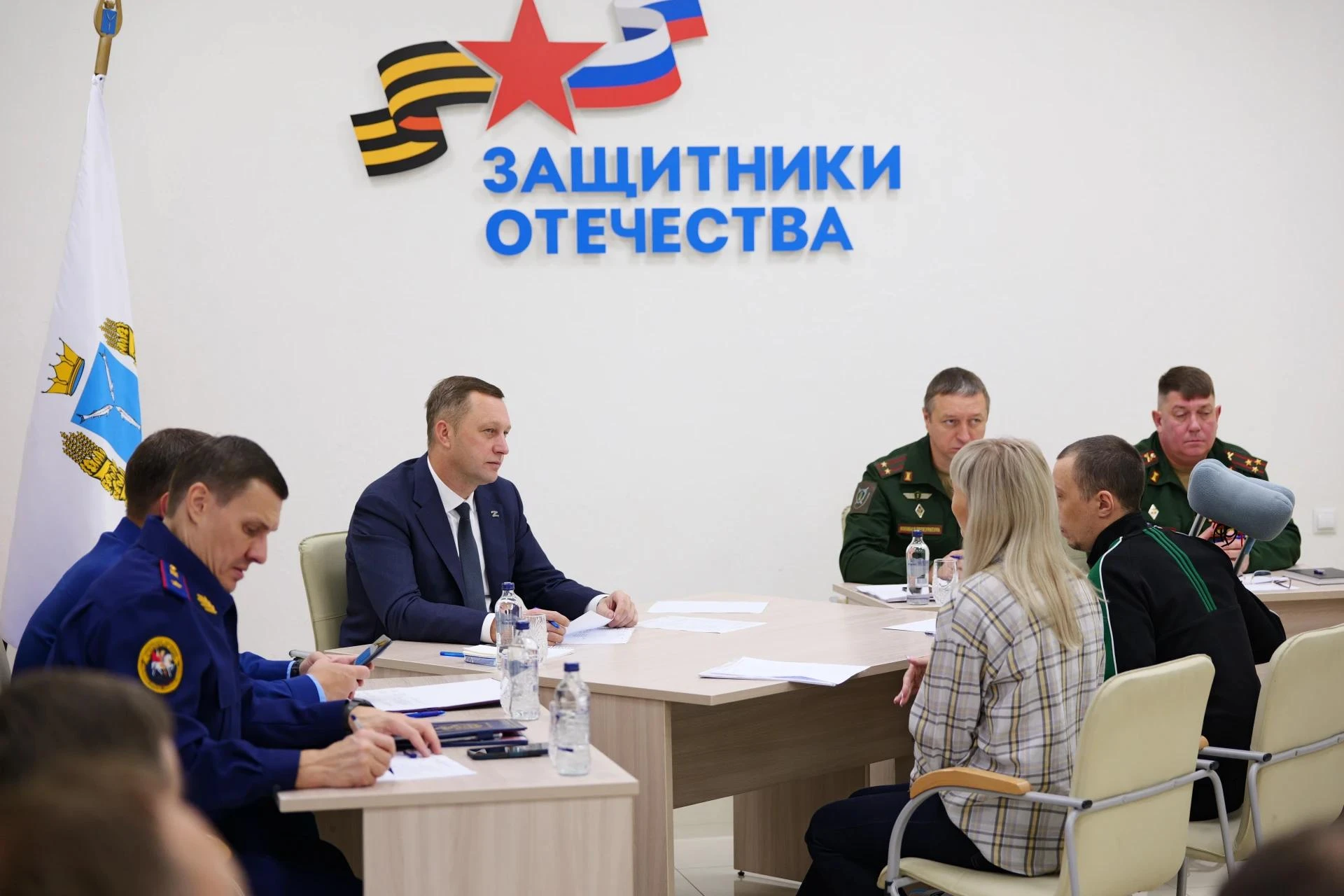 Губернатор Саратовской области Роман Бусаргин провел традиционный прием участников СВО ...