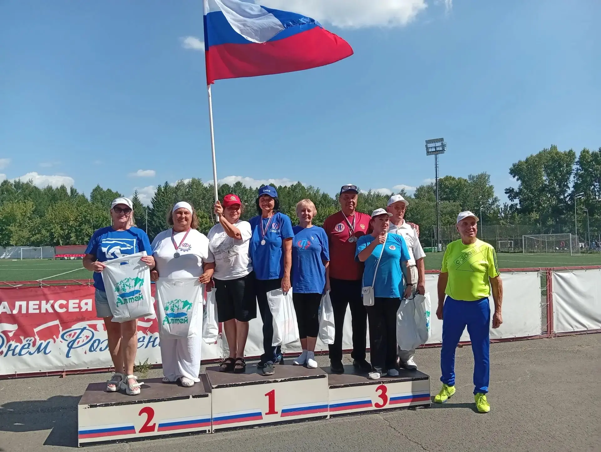 🔔 Спорт объединяет – и возраст здесь точно не помеха!