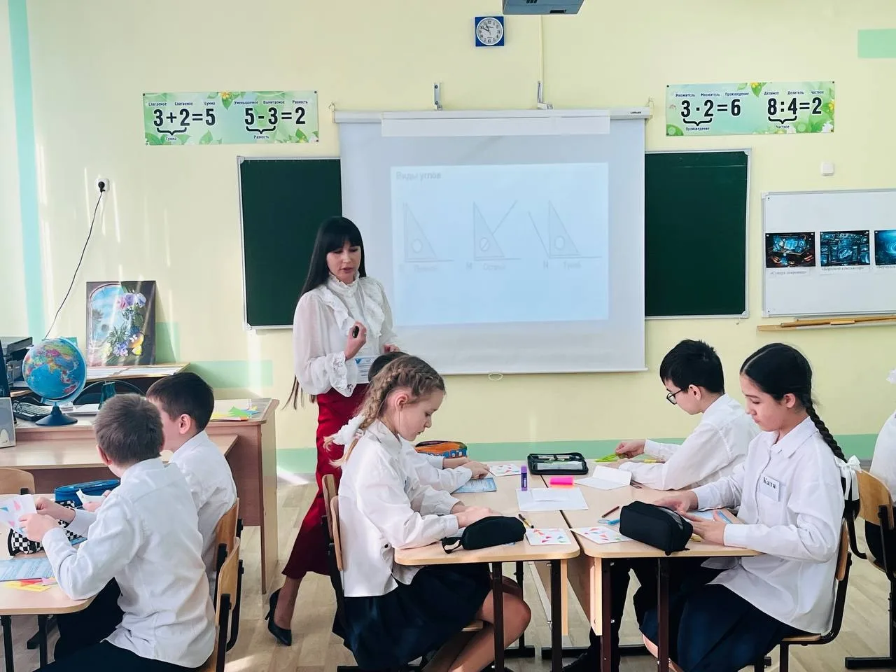 🏆 Наша гордость! Татьяна Александровна Тарасова — лучший «Учитель года» на муниципальном этапе!  Мы 
