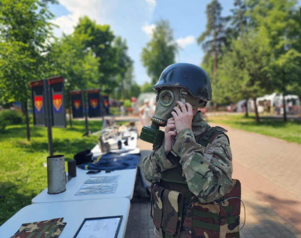 В Павловском Посаде прошла передвижная выставка СВО

В честь Дня России в городском парке развернула