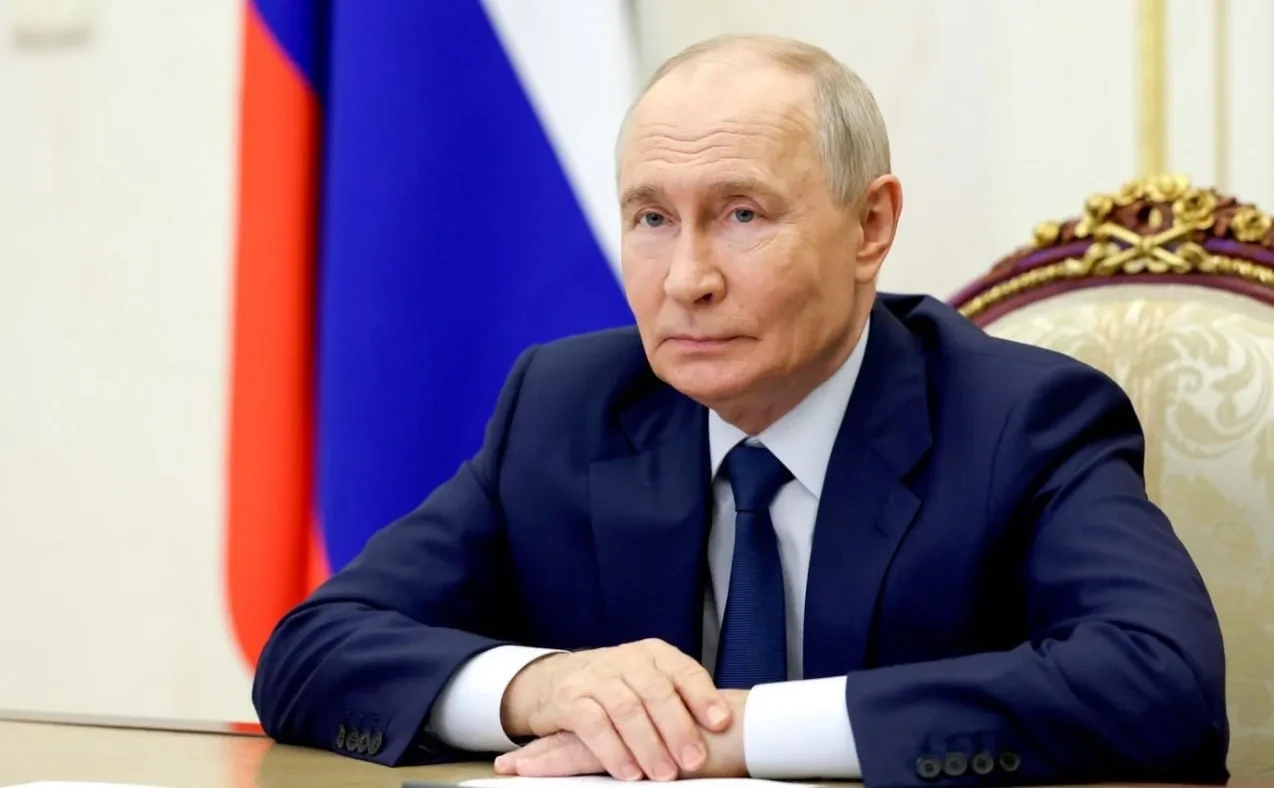 ⚡️ «Все понимают, что запугать Россию невозможно», — Путин