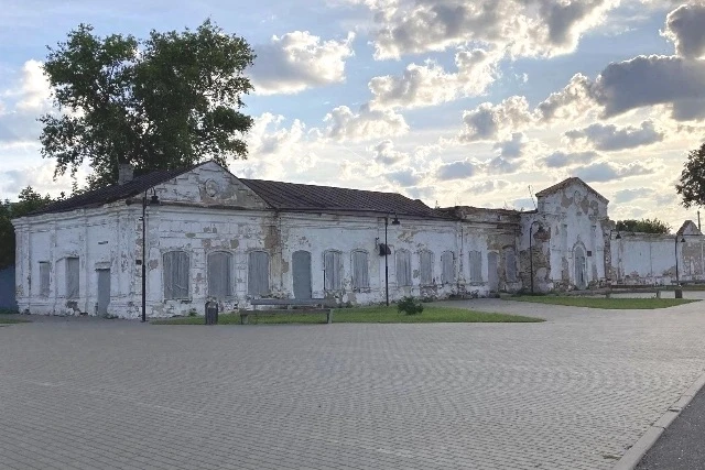 В Козьмодемьянске здание начала XX века продают за рубль