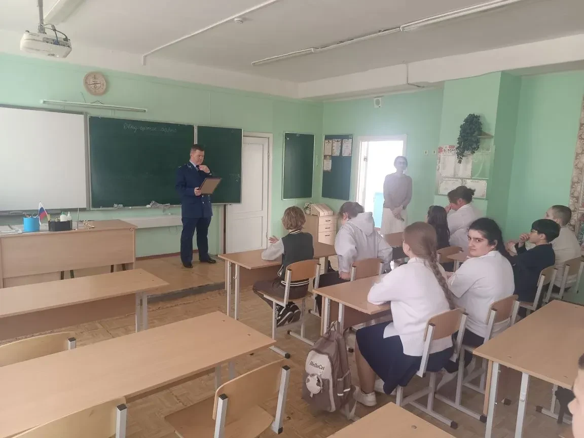 Сегодня был особенный день для ребят МБОУ-СОШ № 1 сл. Большая Мартыновка, принявших участие в акции 