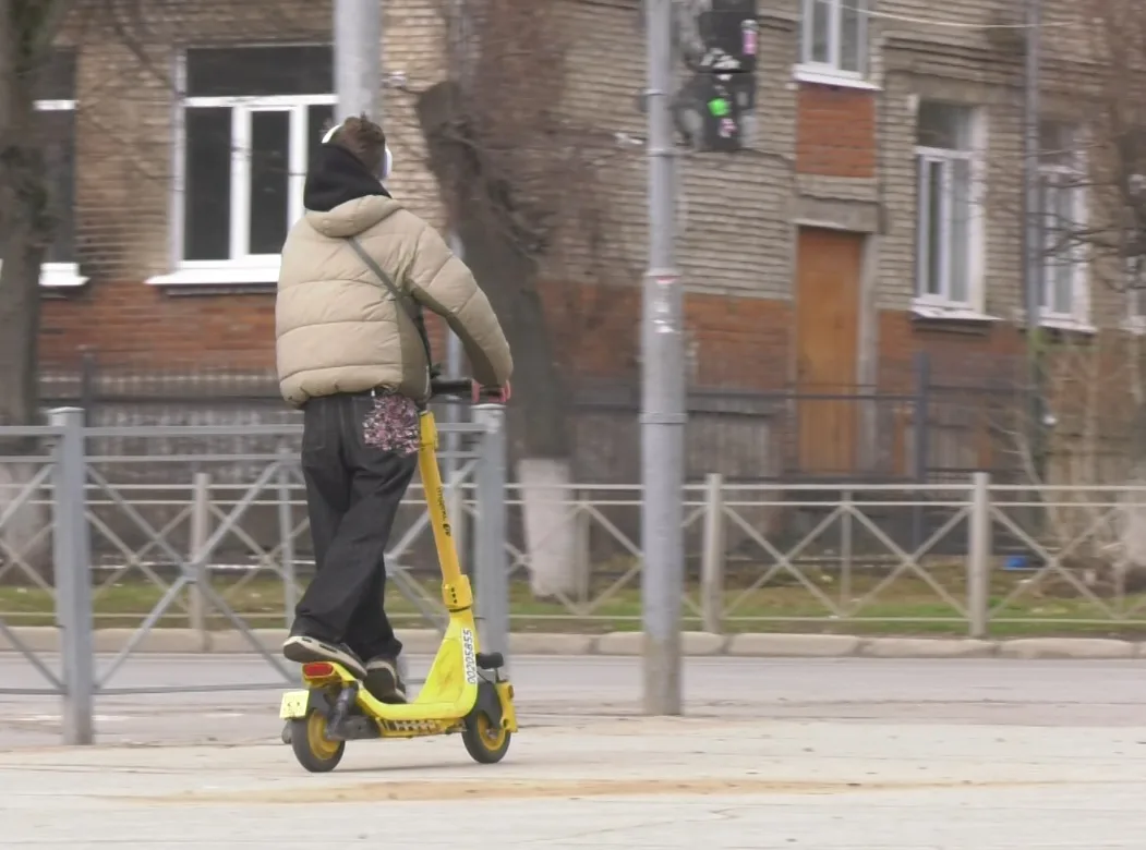 🛴Несовершеннолетним владимирцам хотят запретить брать напрокат самокаты