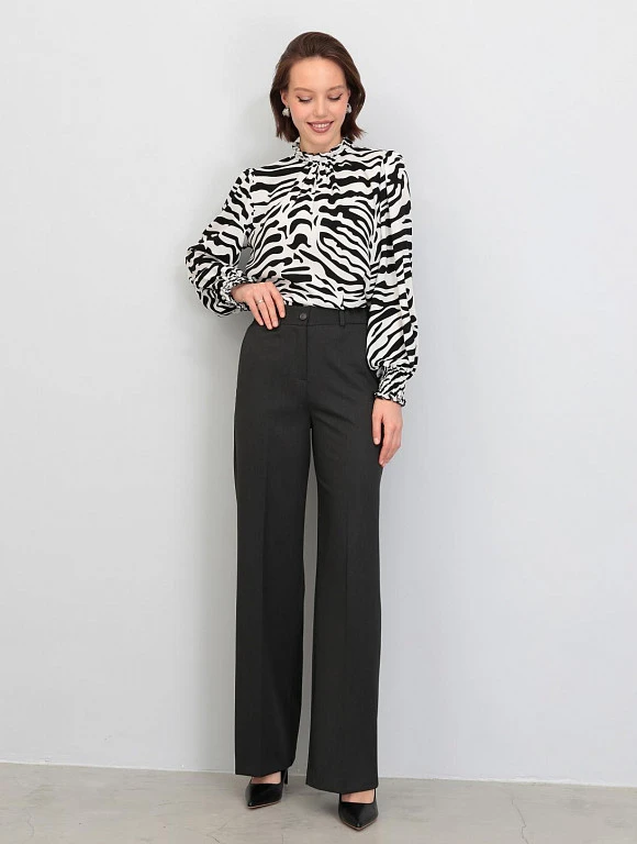 БРЮКИ на скрытой резинке по поясу. Расцветка ГРАФИТ.