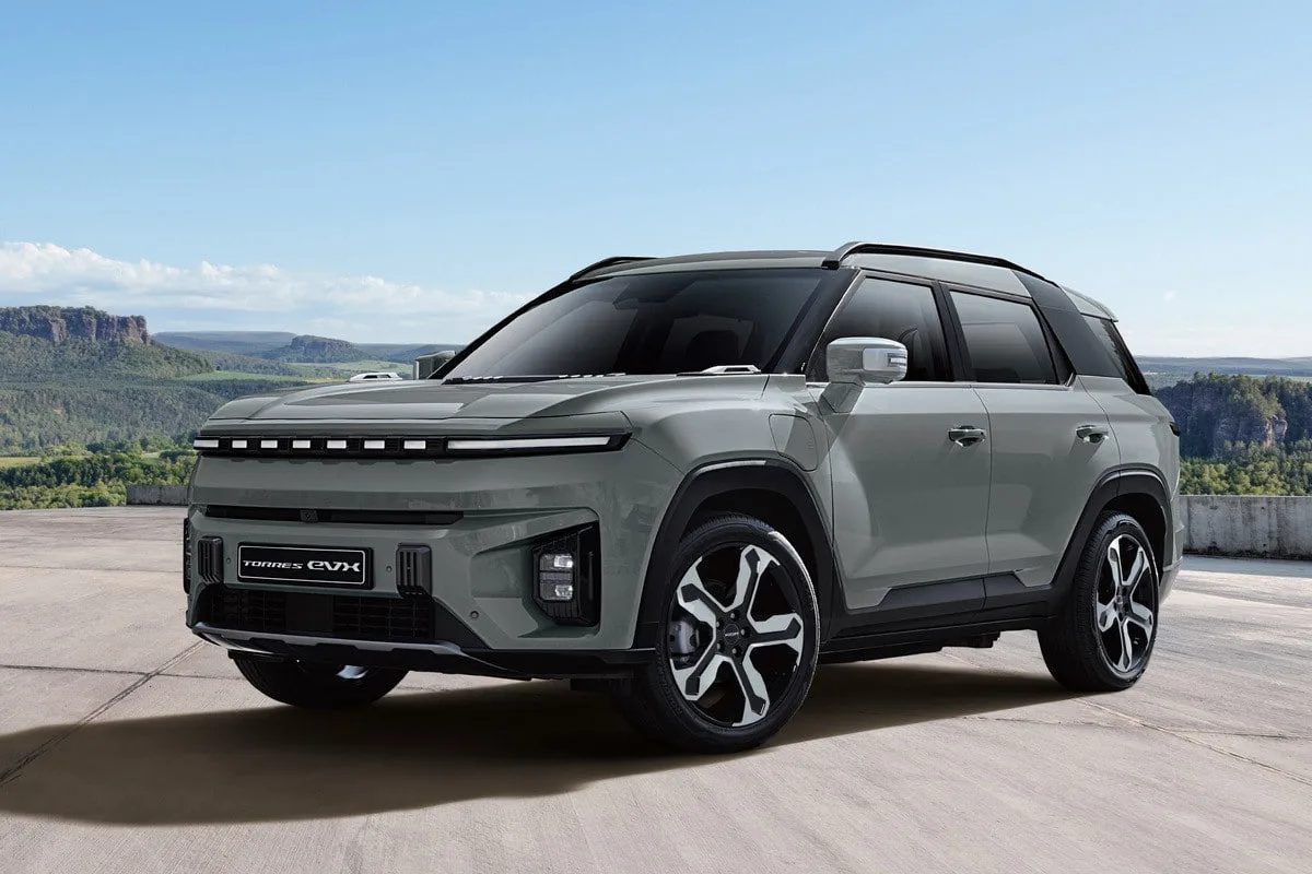 KGM обновила Torres и Actyon: новый салон и 8-ступенчатый автомат  В Южной Корее стартовали продажи 