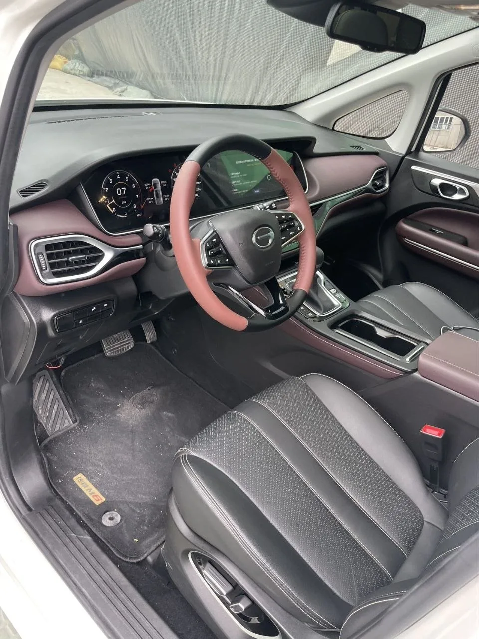 ✅ В продаже в Китае   GAC MOTOR M6  2021 год 32 000 км 1.5 бензин - 159 ЛС Передний привод  ✅ Максим