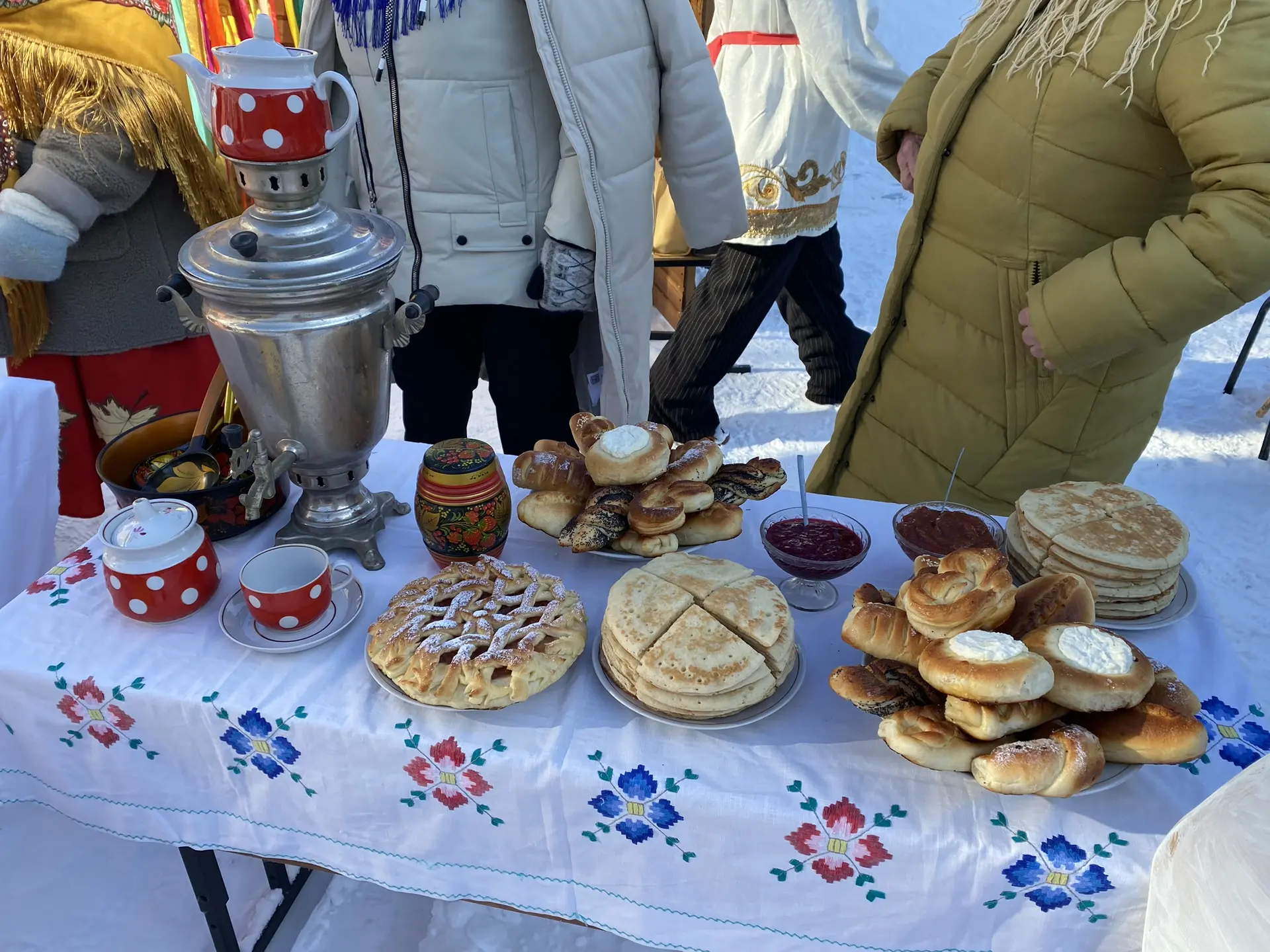 🥞🍯20 февраля 2026 года на базе МБОУ СОШ № 3 (1 корпус) состоялся  городской этнографический фестивал