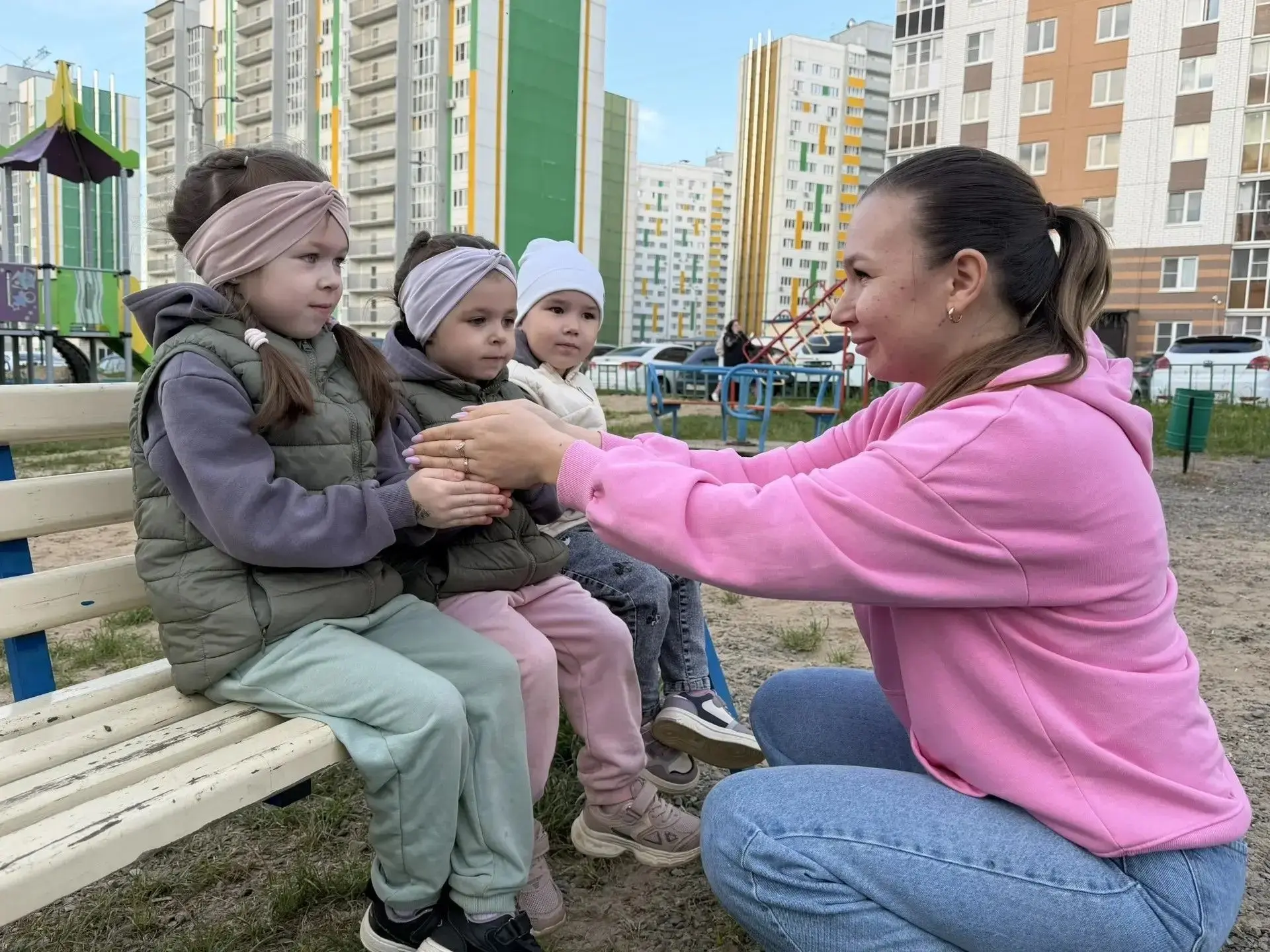 Сегодня в рамках акции «Поиграем с мамой» наши воспитанники узнали, во что играли их ма...