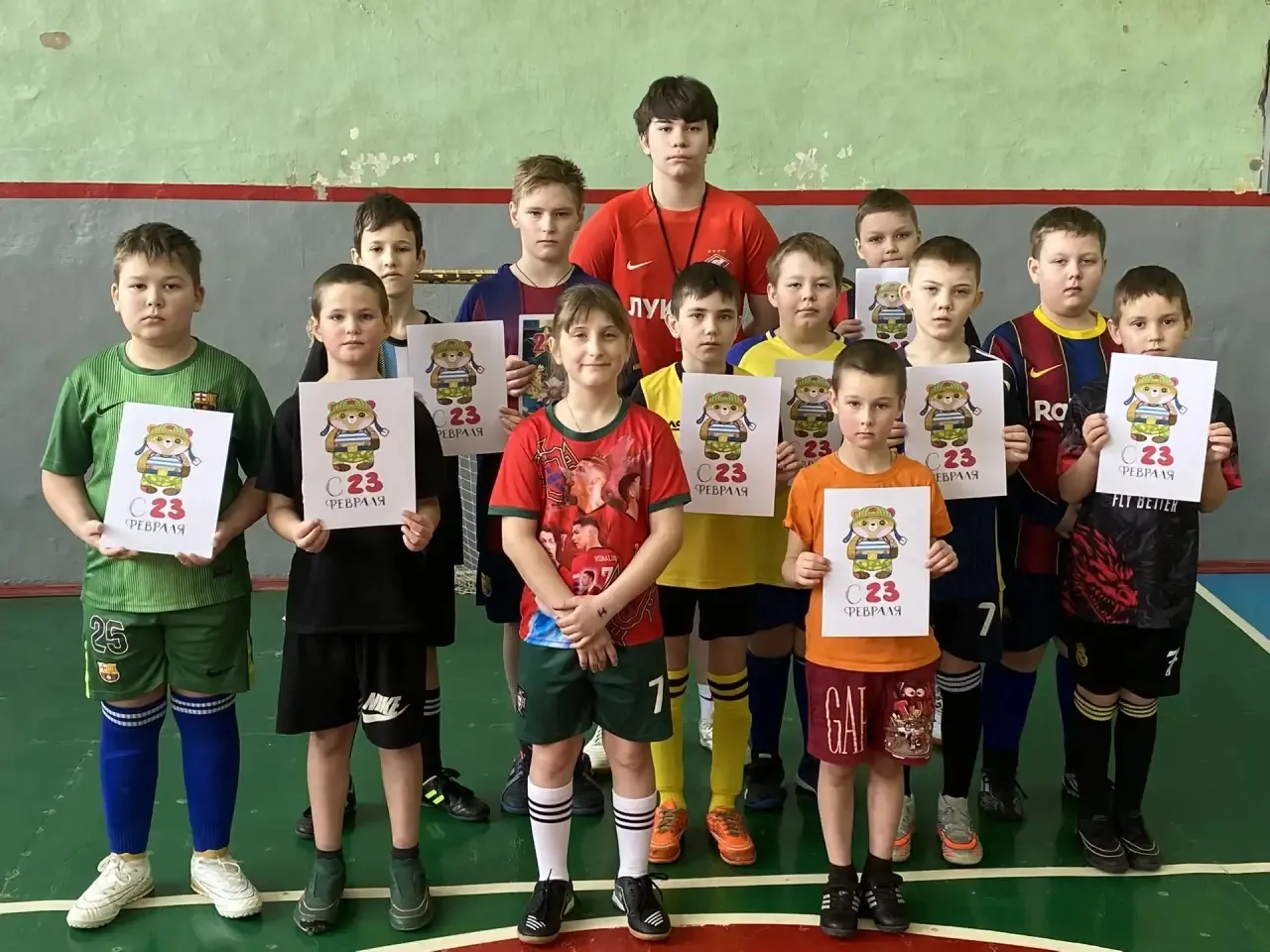 ⭐️ В День защитника Отечества наша младшая группа по футболу  провела праздничную трени...