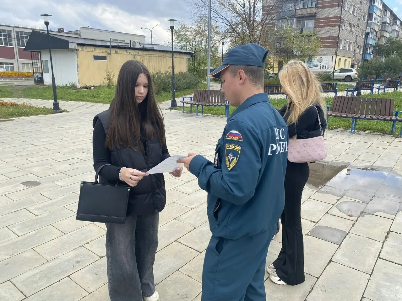Сотрудники 46 пожарно-спасательного отряда провели профилактические рейды по водным объ...