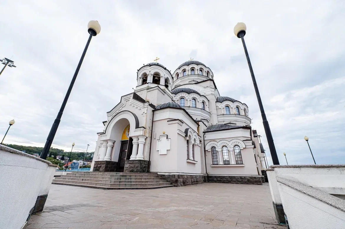 В храме Нерукотворного Образа Христа Спасителя в Сириусе отметили престольный праздник