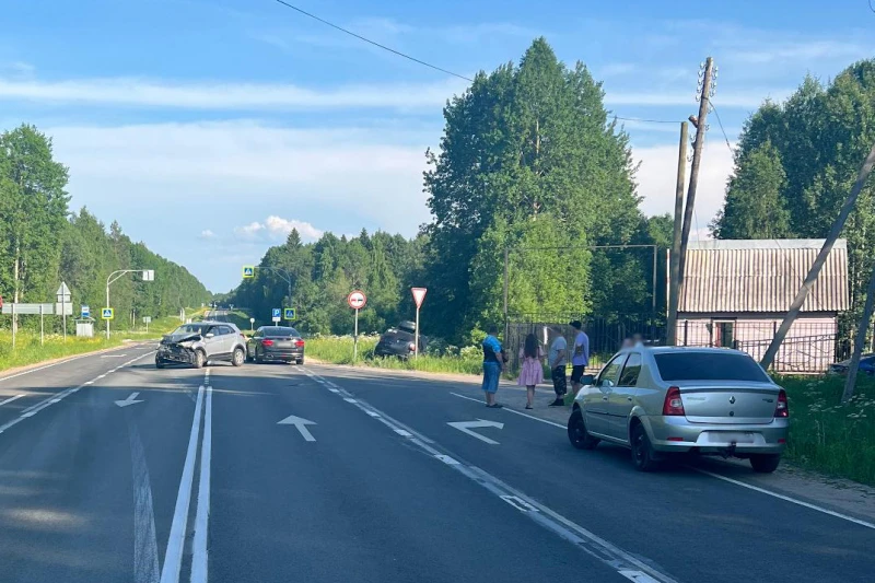 🚔В Приморском округе сотрудники полиции устанавливают обстоятельства ДТП, в результате которого пос