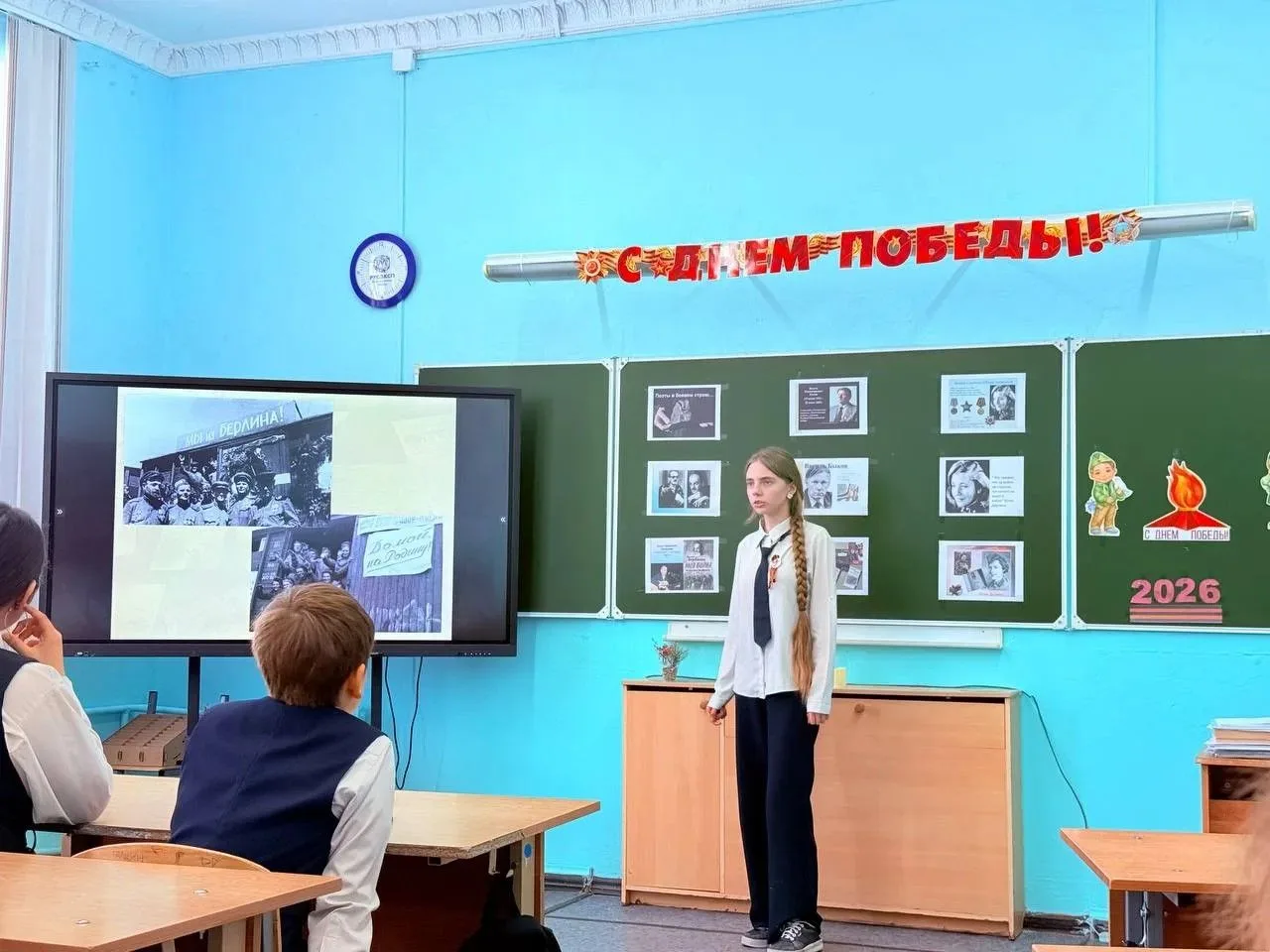 Война и стихи кажутся несовместимыми… Но именно поэзия помогала людям выстоять — на фронте и в тылу.