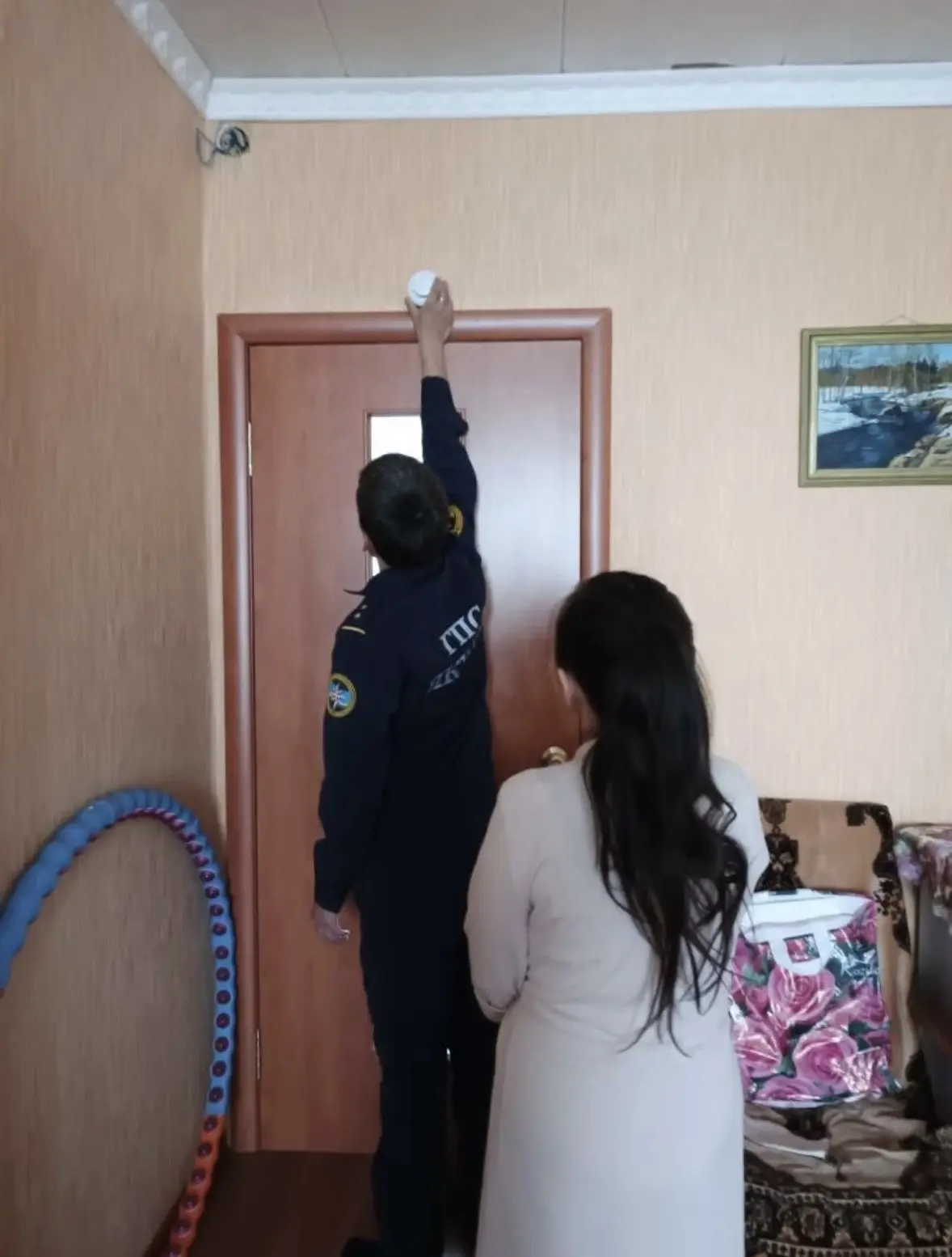 В Усть-Нере продолжается установка АДПИ