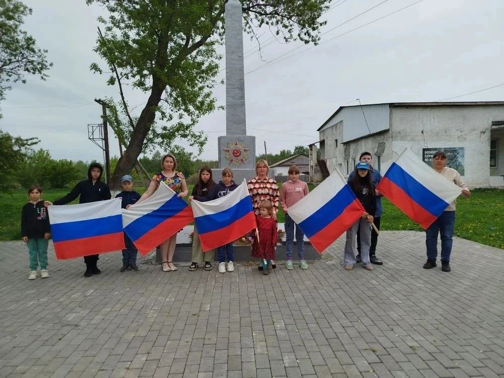 12 июня 2026 года библиотекарь Чебаклинской сельской библиотеки совместно со специалистом по молодеж