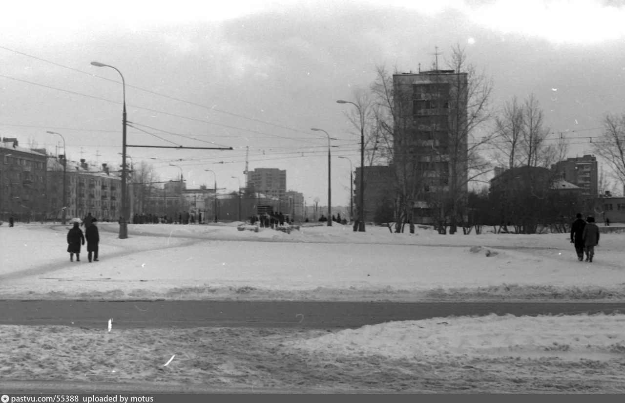 Метро Бабушкинская