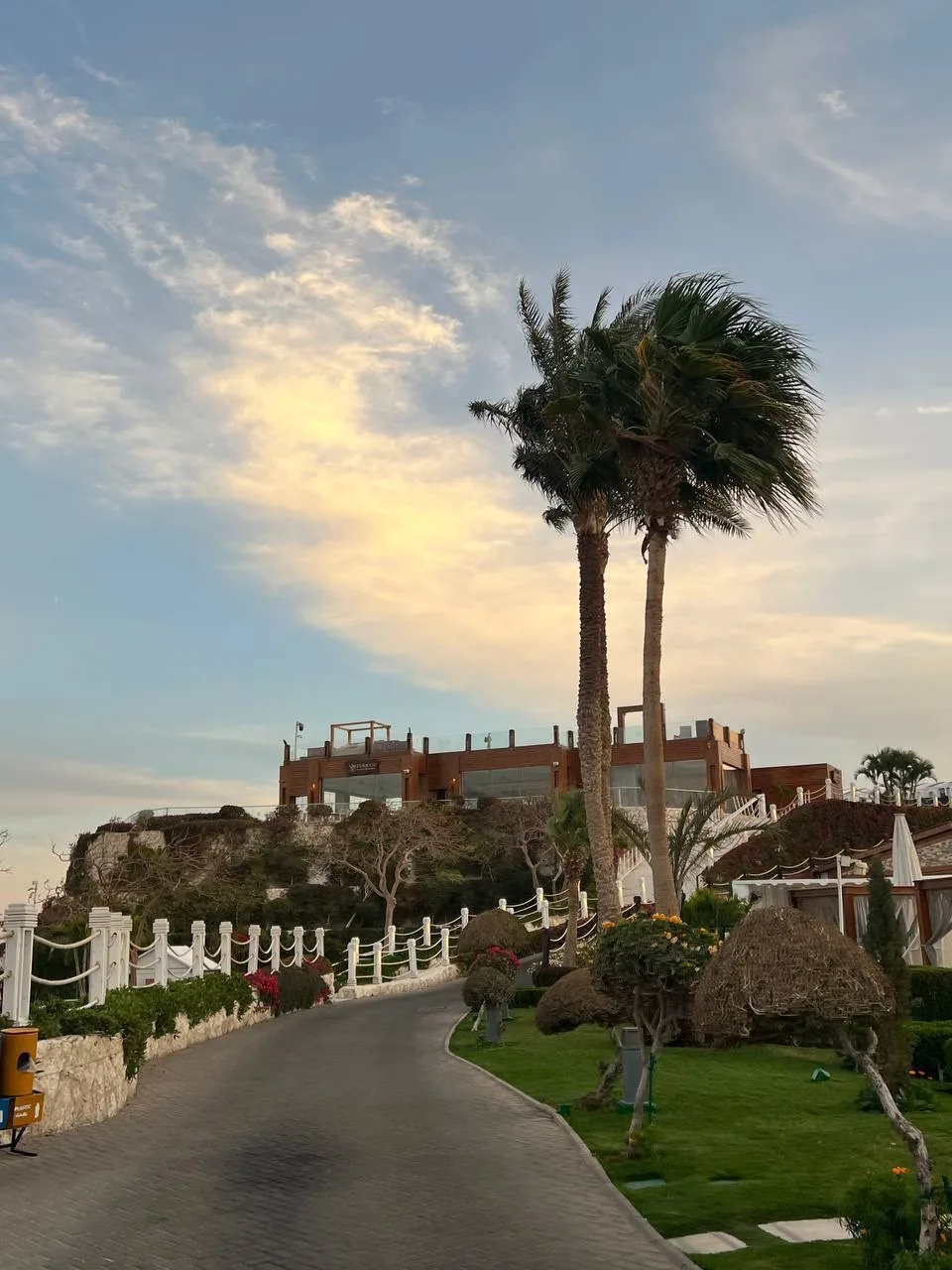 💔Один из самых эстетичных и стильных отелей Египта   Sunrise Arabian Beach Resort – большой пляжный 