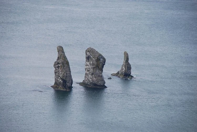 Скалы Три Брата — легендарная визитная карточка Камчатки 🪨🌊