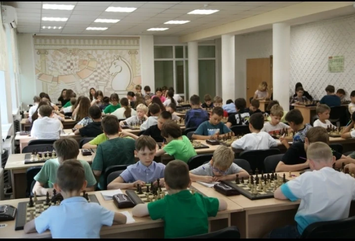 🔥 «Кубок Южного Урала» 2026 стартовал 20 июня в Челябинской спортшколе № 9!

Юные шахматисты со все