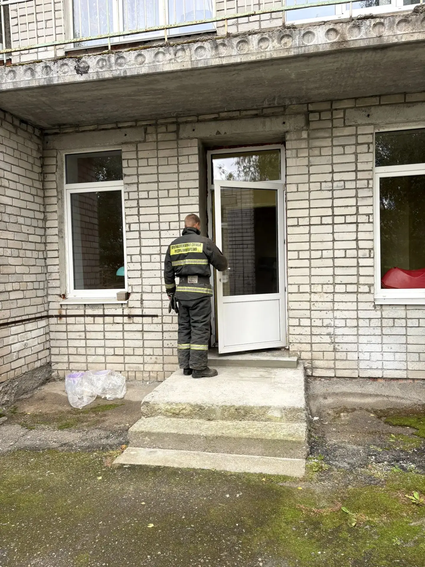 Личный состав ПЧ-70 п. Эссойла, подведомственный Государственному комитету Карелии по о...