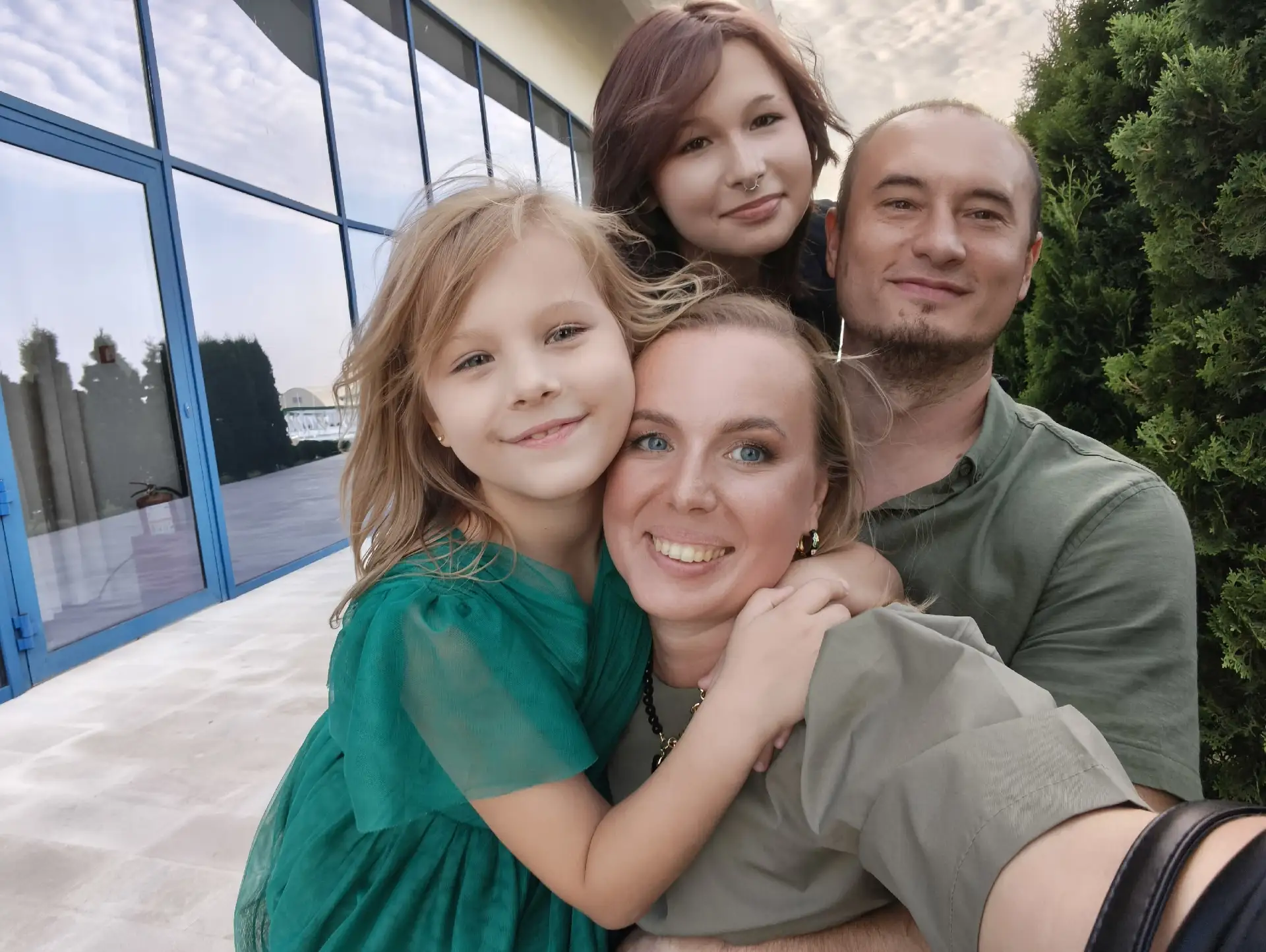 Родить ребёнка, чтобы сохранить семью.