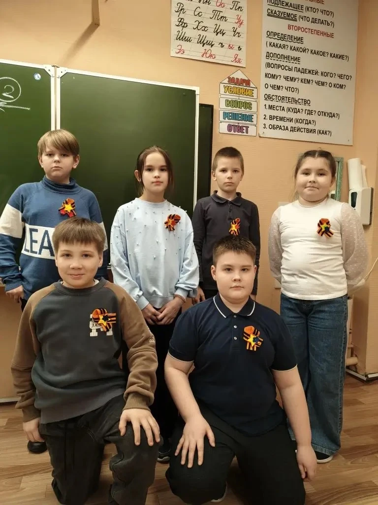 🎈Брошь из Георгиевской ленты – это символ праздника, символ нашего уважения к людям, победившим в Ве