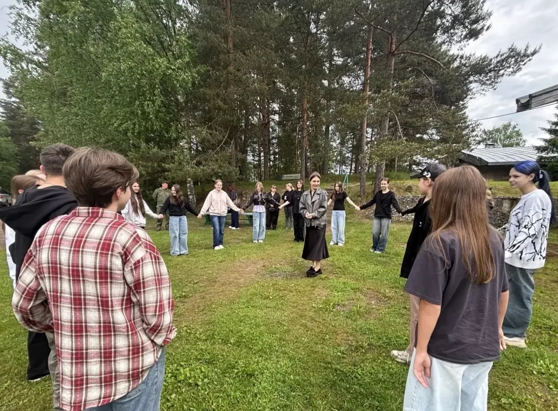 🎨 Наши художники — на пленэре «Времена года»