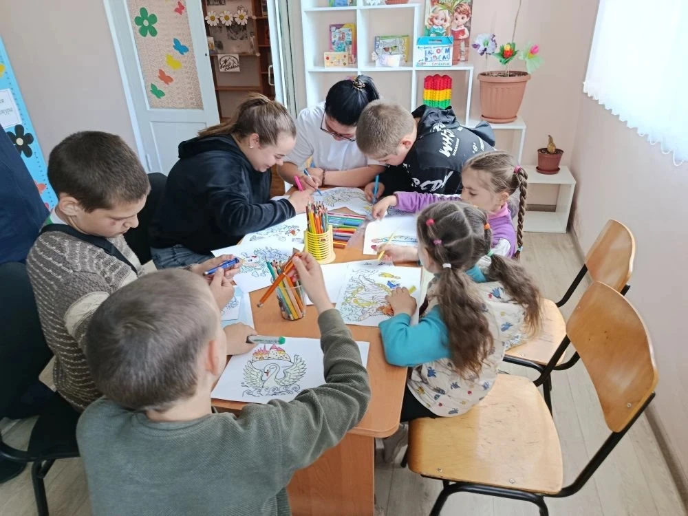 В Дудчинской библиотеке прошел литературный час "В мире сказки"  Мероприятие состоялось в рамках Пуш