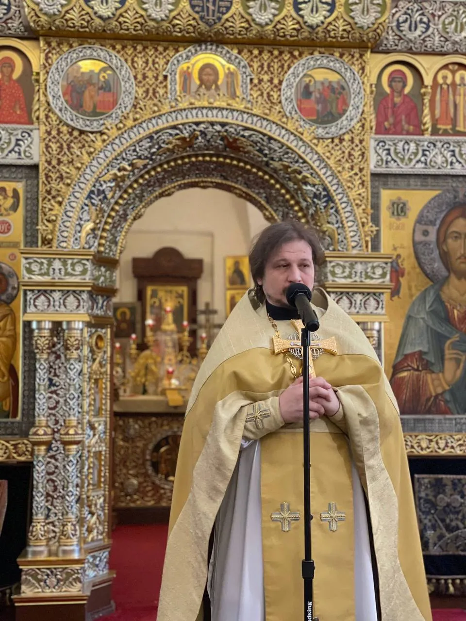 🌿Дорогой отец Александр!

От всего сердца, едиными устами и единым сердцем поздравляем Вас с днём В